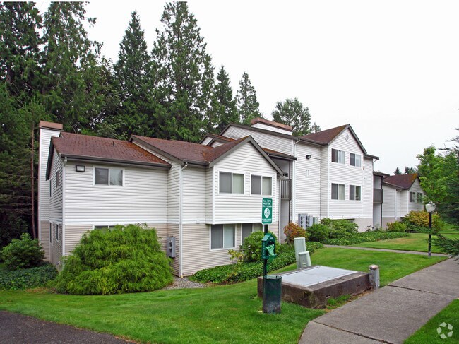 eaves Redmond Campus Apartments