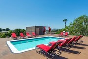 Villa Esther Apartments