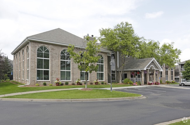 Vicksburg Village Apartments
