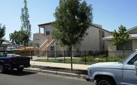 2115 G St Apartments