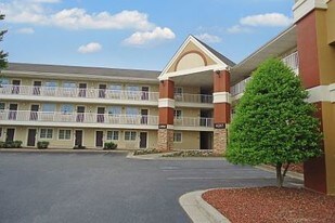 Furnished Studio – Greensboro - Wendover A... Apartments