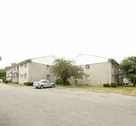 Crescent Manor Apartments