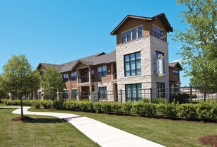 Legacy Heights Apartments