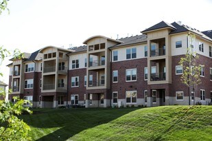 Ashbrook by Broadmoor Apartments