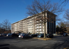 Congressional Towers Apartments