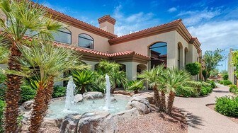 Colonial Grand at Scottsdale Apartments