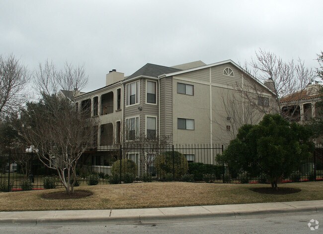 The Hendrix Apartment Homes