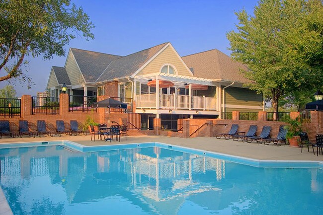 Windsor at Arbors Apartments