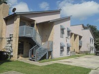 1608 Wycombe St Apartments
