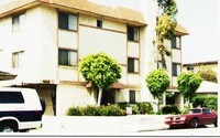 4849 W 120th St Apartments