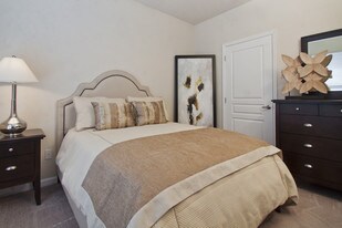 Camden Manor Park Apartments