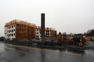 Crossings at Olde Towne Apartments