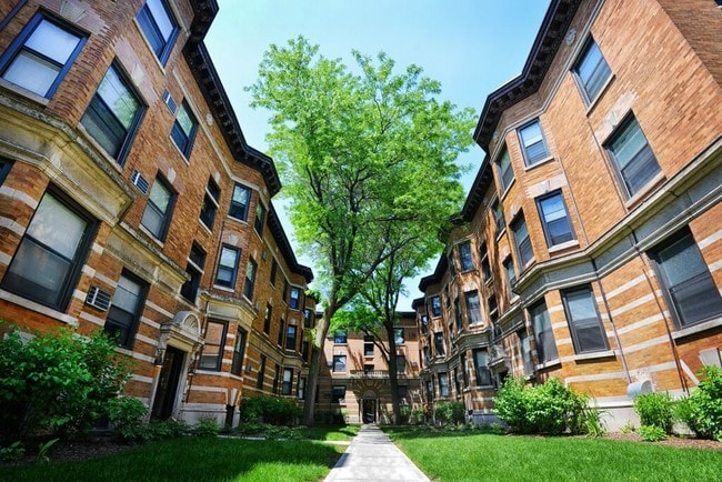 The Maynard at Elaine Place Apartments