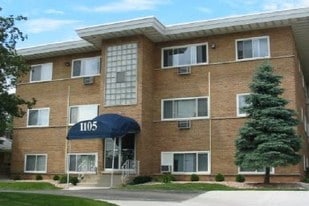 1105 College Ave Wheaton IL Apartments