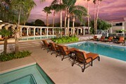 San Carlos Apartments
