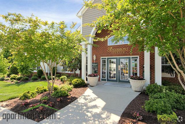 Rivermont Crossing Apartments & Townhomes