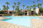 Las Palmas Apartments