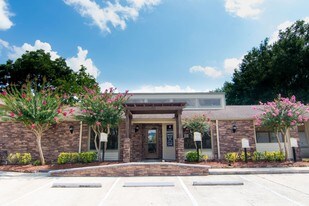 Deerbrook Forest Apartments