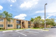 Colony Lakes Preservation Apartments
