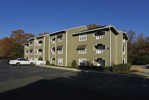 Matthews Pointe Apartments