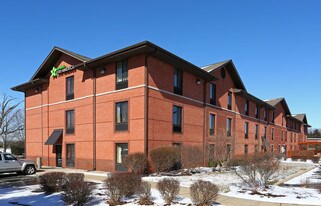 Furnished Studio – Rockford - State Street Apartments