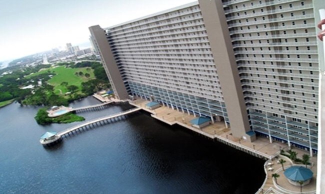 Laketown Wharf Apartamentos