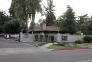 Willow Park Apartments