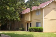 Pines of Southlake Apartments