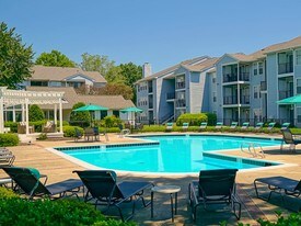 Hampton Center Apartments