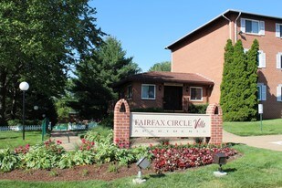 Fairfax Circle Villa Apartments