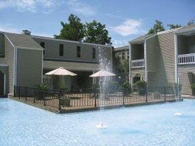 Sunlake Apartments