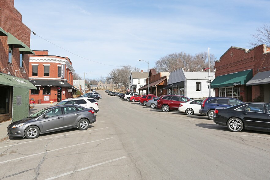 2241 N Main St Elkhorn, NE 68022 Rentals Elkhorn, NE