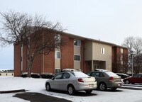401-403 Hancock County Line Rd Apartments