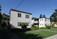 17-19 Locust Ave Apartments