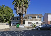 551 Avalani Ave Apartments