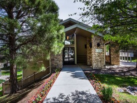 Rolling Hills Apartments