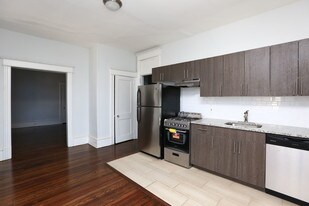 Pelham Court Apartments