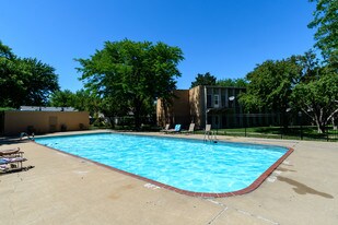 Hayden Pointe Apartments