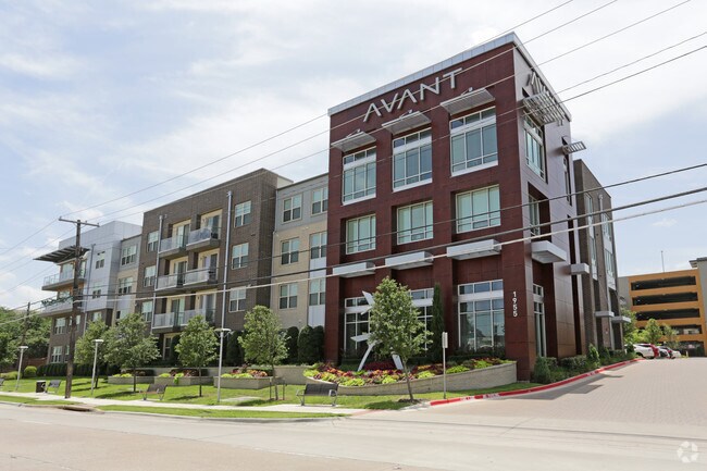 Avant on Market Center Apartments