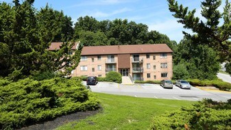 Drummond Hill Apartments
