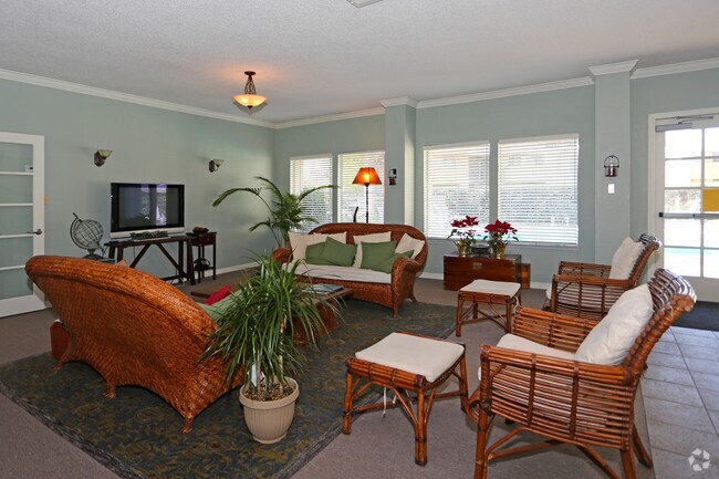 Windward Village Apartments