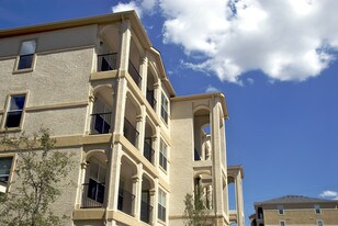 Crown Ridge Apartments