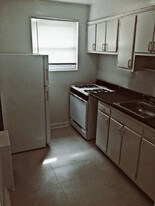 8206 Roanoke Ave Takoma Park MD Apartments