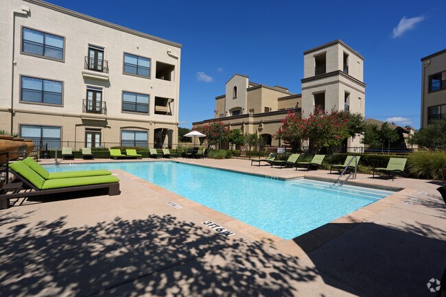 Paseo at Bee Cave Apartments