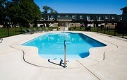 Green Oaks Apartments