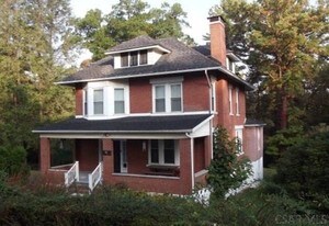 4 Bedroom Single-Family Home for Rent $900