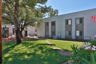 Mountain Lakes Apartments