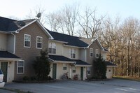 1008 Duward Ct Apartments