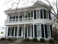 424 W Jefferson St Apartments