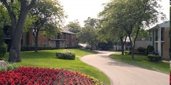 Hunters Ridge Apartments & Townhomes